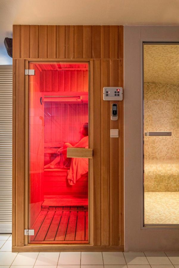 Beautyd Red Room Centrum Gullegem Wevelgem Εξωτερικό φωτογραφία