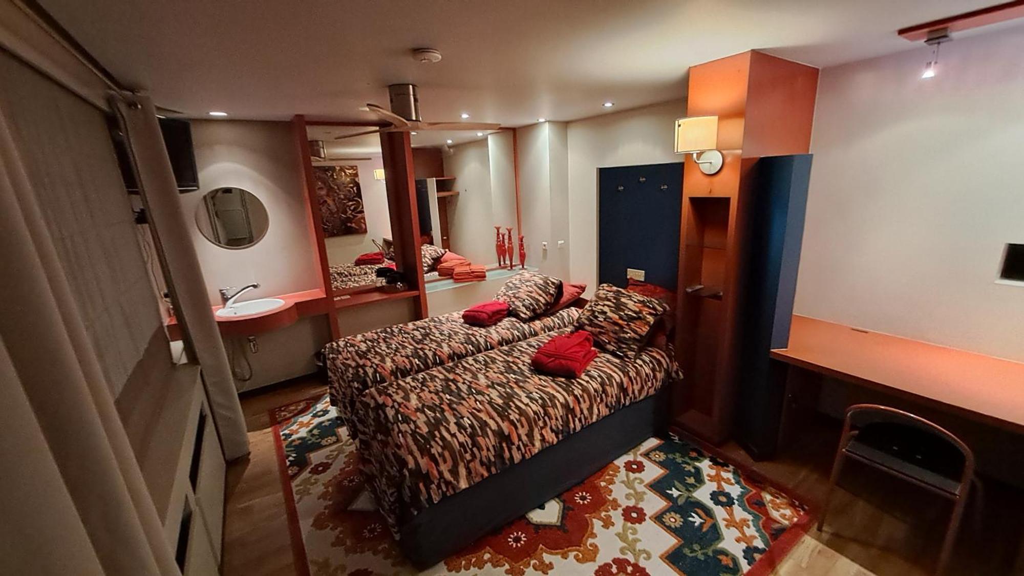Beautyd Red Room Centrum Gullegem Wevelgem Εξωτερικό φωτογραφία